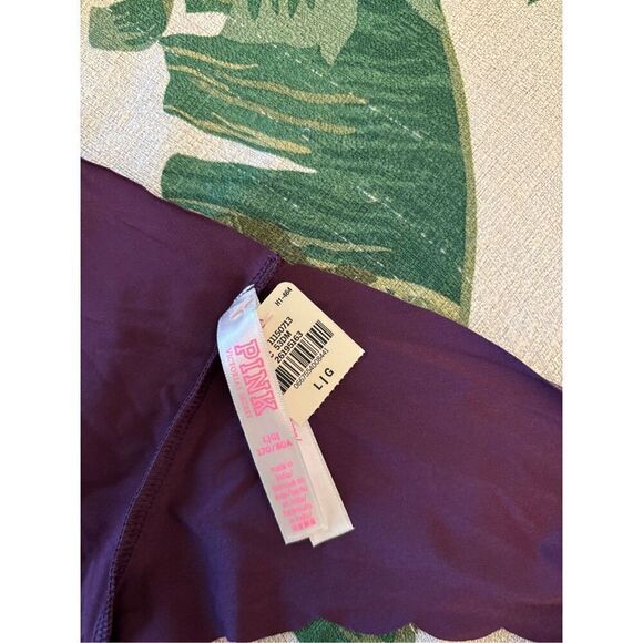 PINK Victoria’s Secret metallic thong size large NWT - Picture 2 of 6